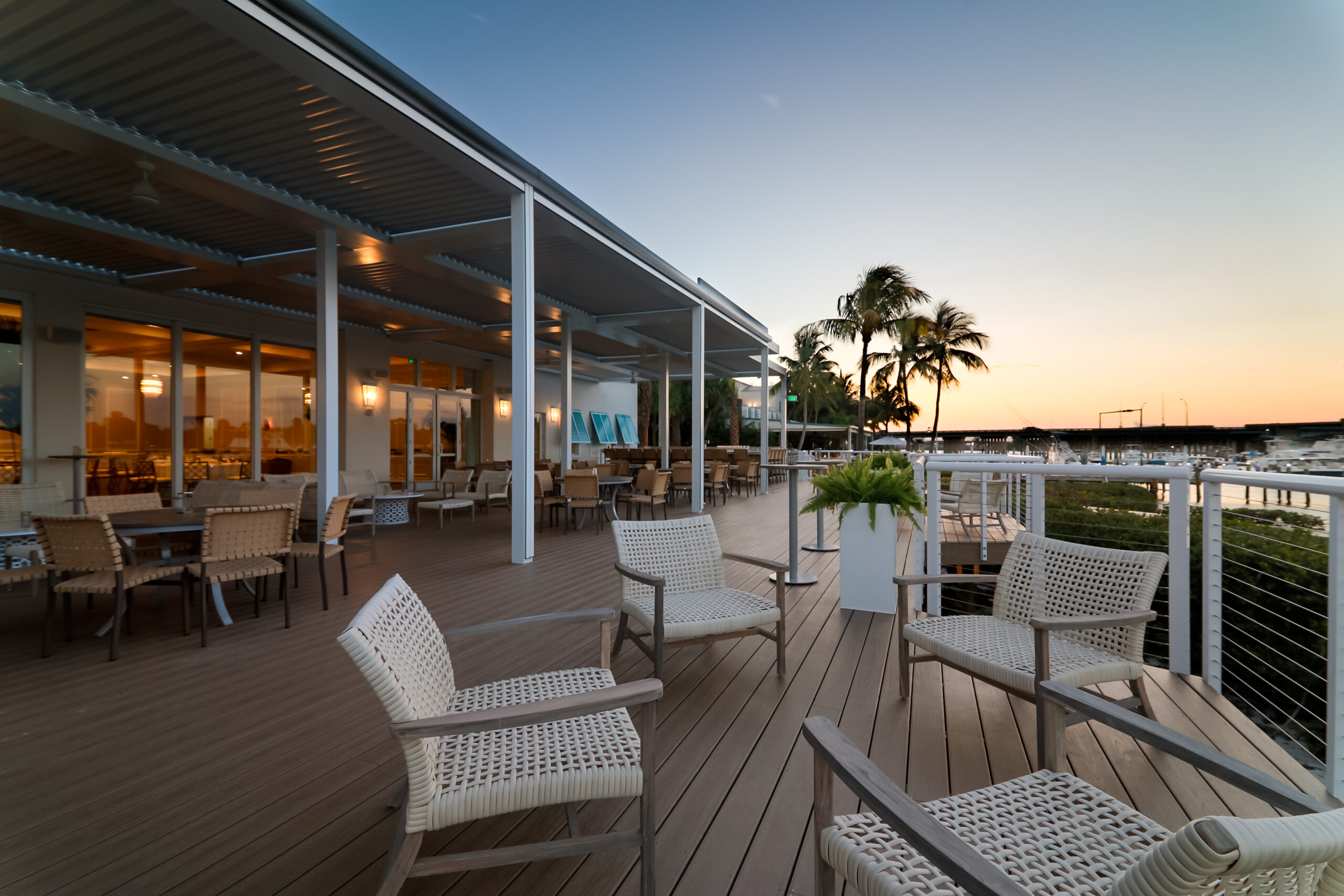 Pelican Club - Deck Seating